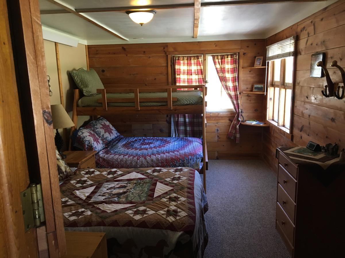 Отель Ghost Canyon Getaway Hermosa Экстерьер фото